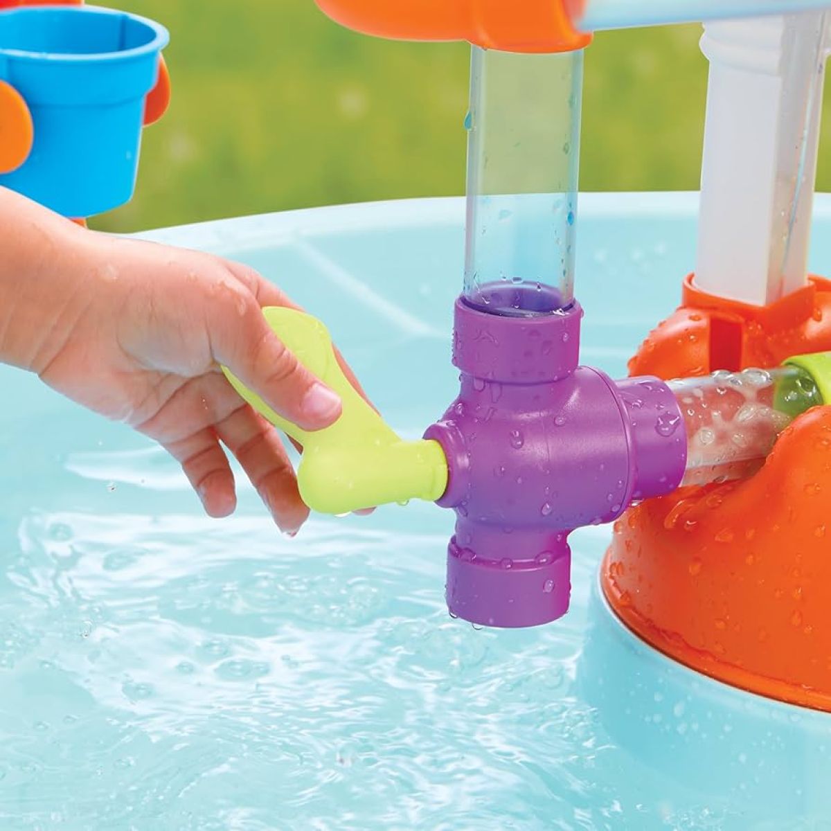 Little Tikes Vodní stůl továrna na vodotrysky s lodičkou