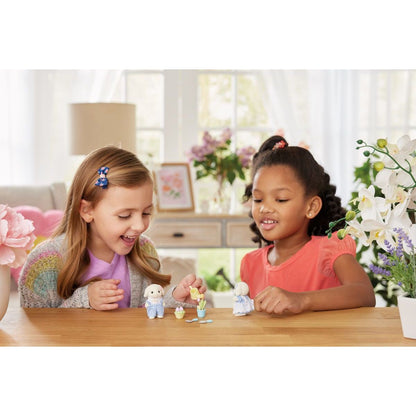 Sylvanian Families Květinový set a sourozenci Flora králíků
