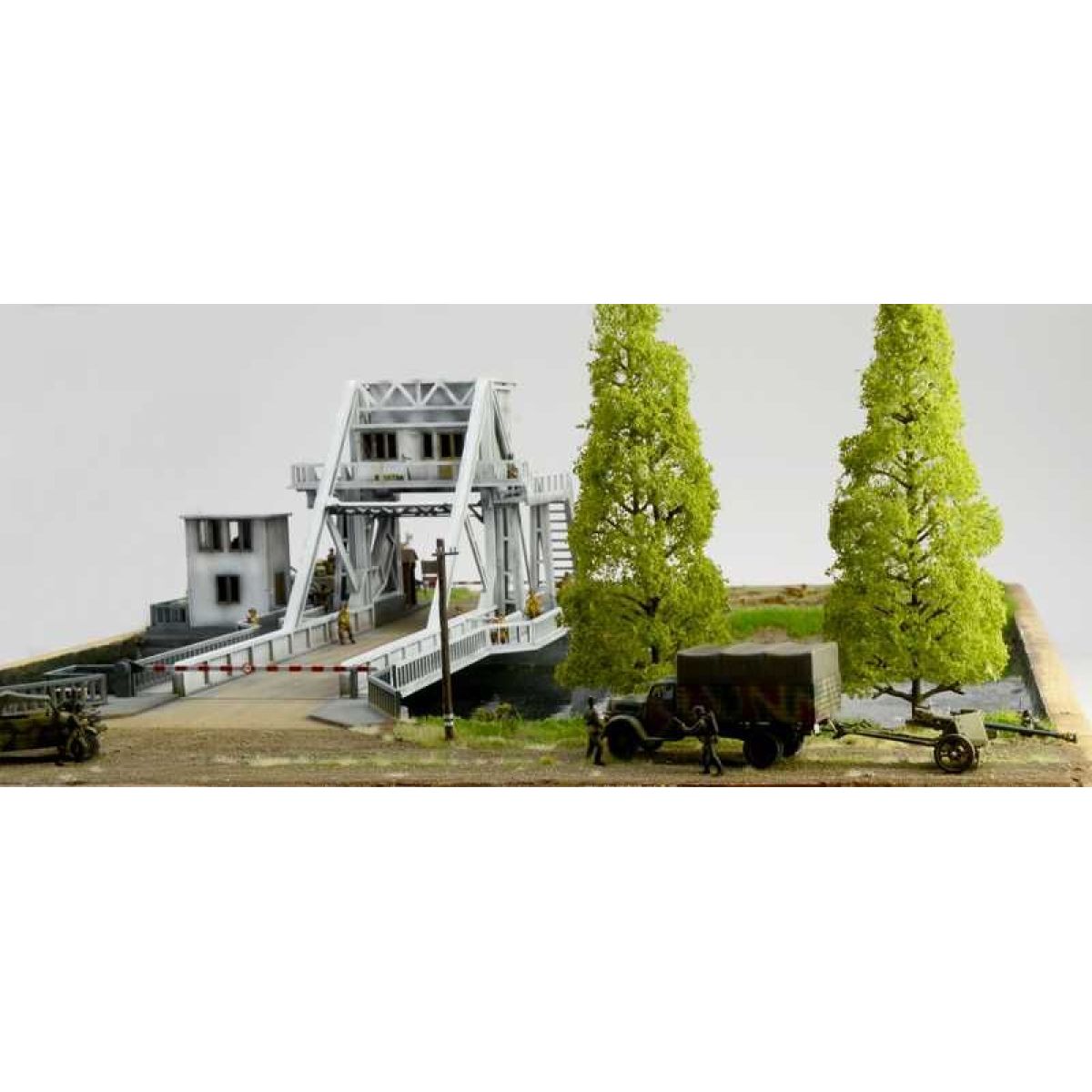 Italeri Model Kit diorama 6194 Pegasus Bridge Airborne Assault 1:72
