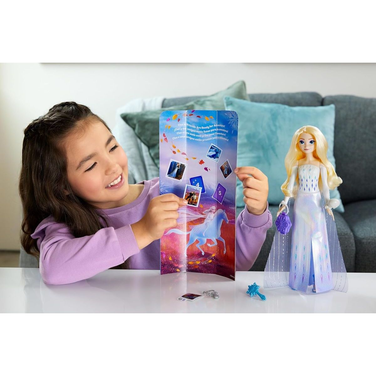 Mattel Ledové království Spin and Reveal panenka Elsa