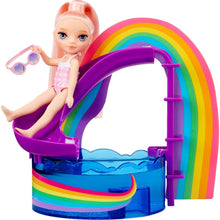 Rainbow High Sada s malou sestřičkou - bazén