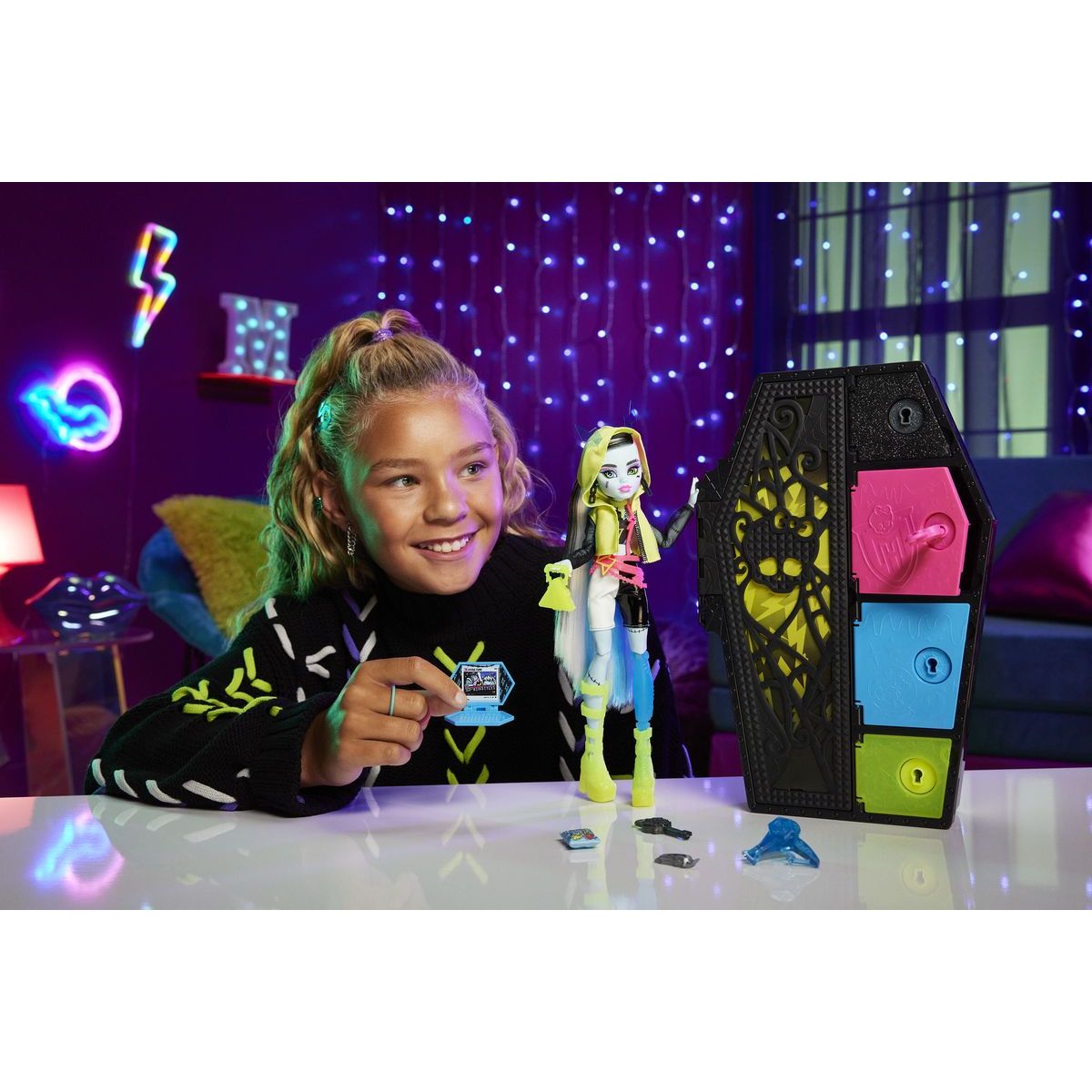 Monster High Skulltimate secrets panenka neon - Frankie