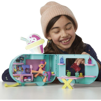 Hasbro My Little Pony Sunny Starscout Smoothie truck