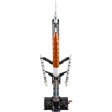 LEGO® 42221 Raketa NASA Artemis Space Launch System