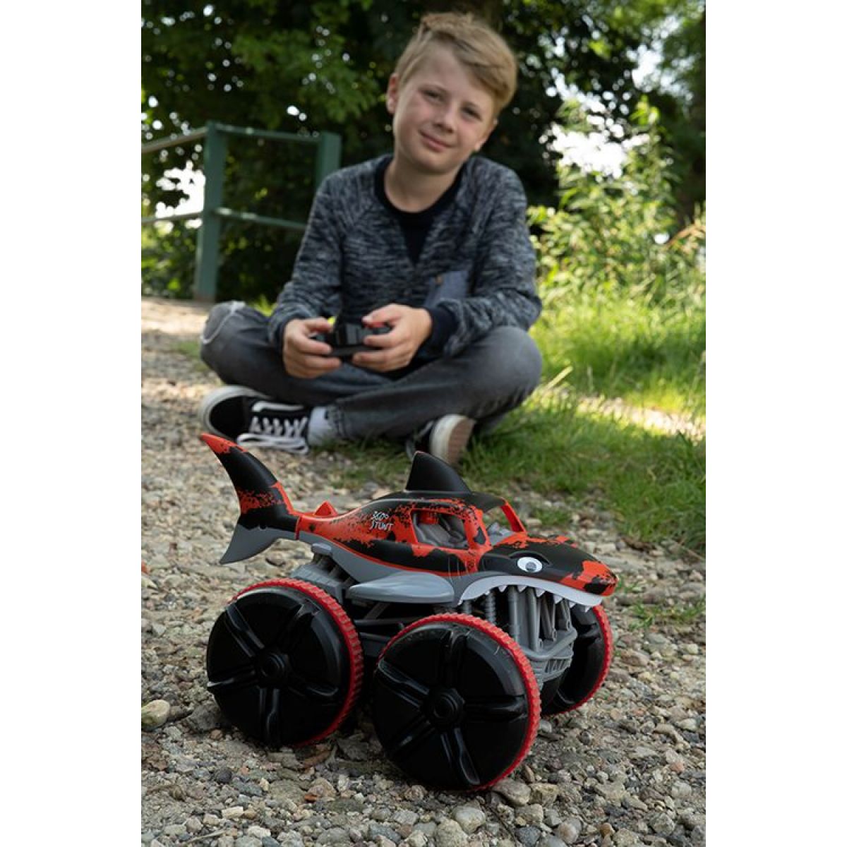 RC obojživelné auto žralok červený