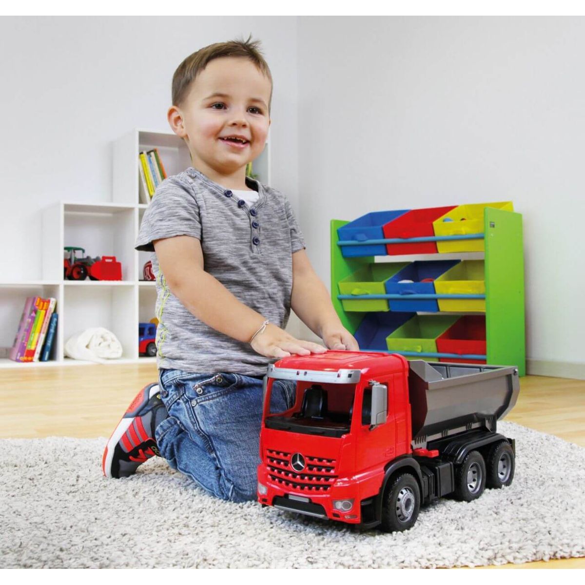 Lena 4610 Mercedes Arocs sklápěč v kartónu