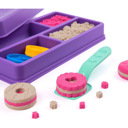 Kinetic sand tvoření koláčků