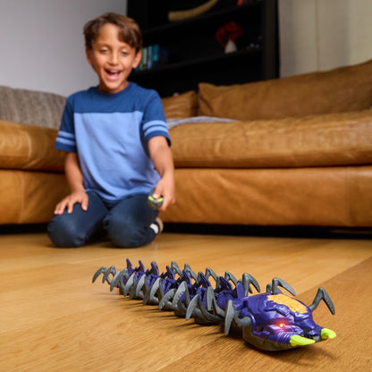 Spin Master HEX Bots vystřelující stonožka