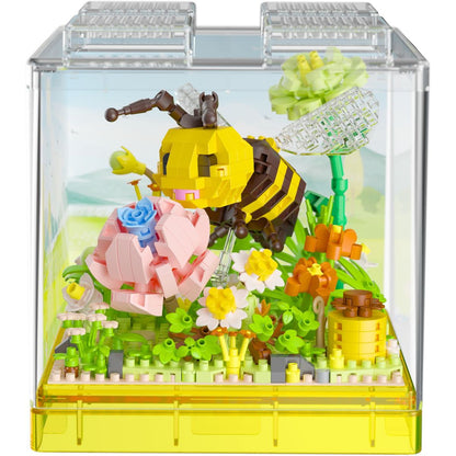 Stavebnice mini KOCO Včelka plast 668ks v krabičce 11x12x11cm