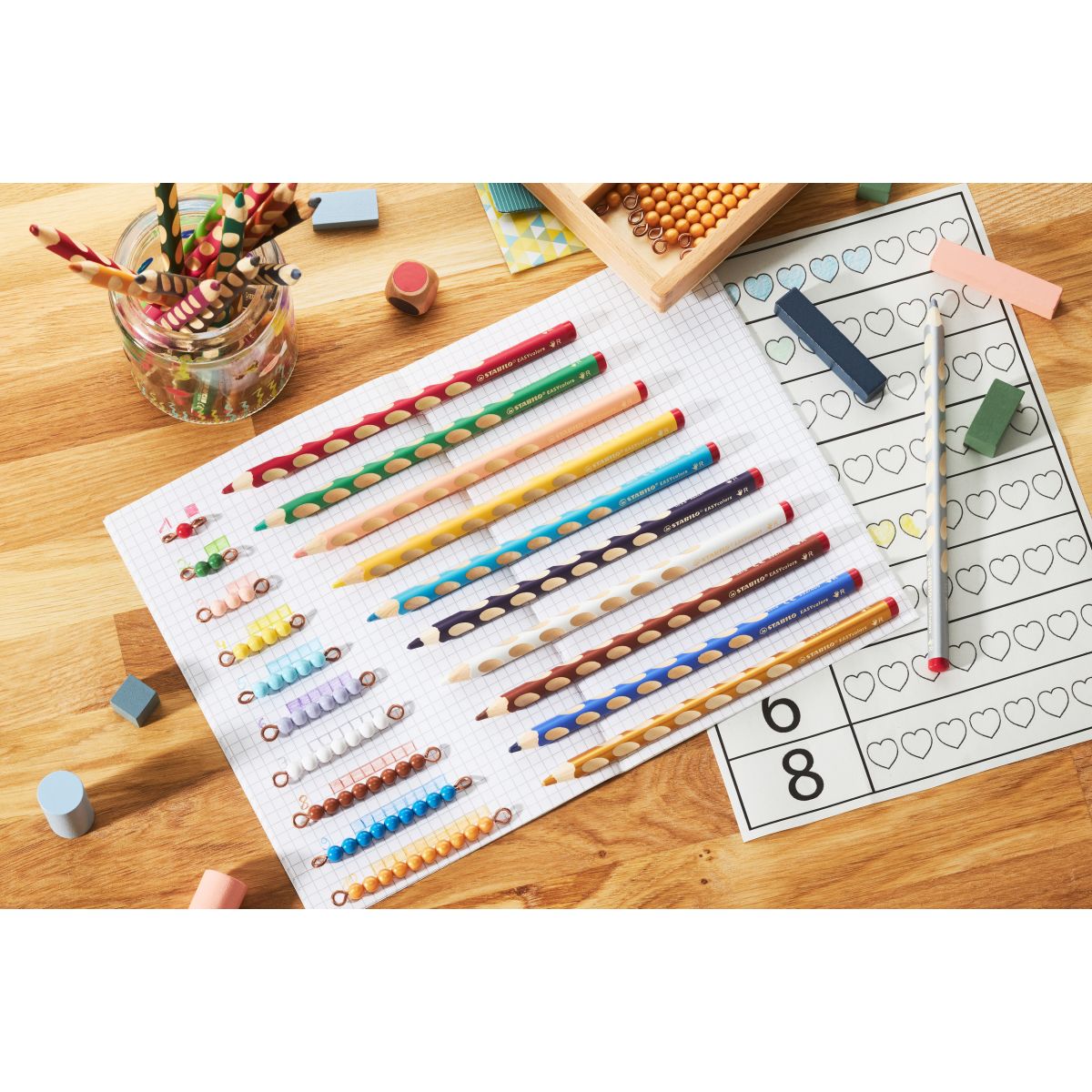 Ergonomické pastelky pro praváky - STABILO EASYcolors sada 12 ks s ořezávátkem
