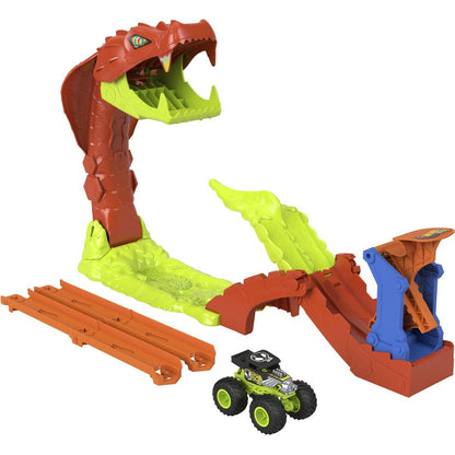 Hot Wheels Monster trucks Snake slam takedown