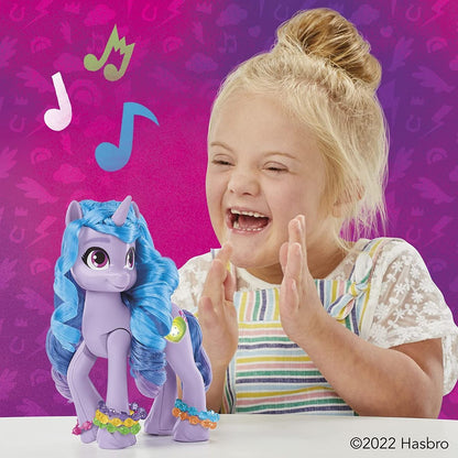 Hasbro My Little Pony Izzy objev v sobě jiskru