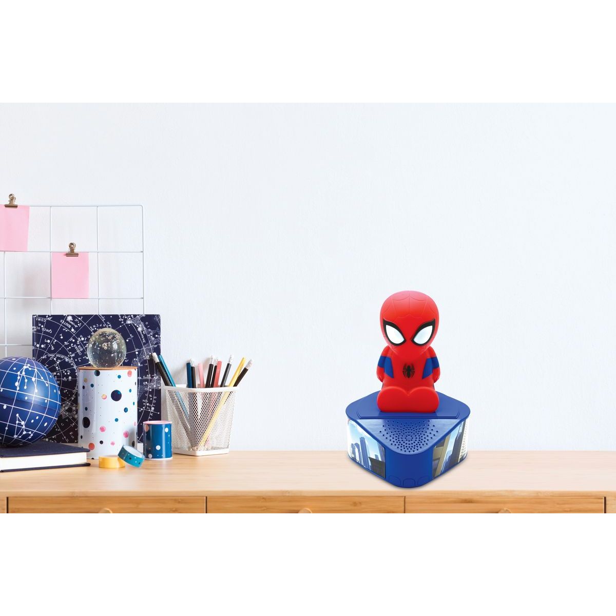 Lexibook Bluetooth reproduktor se svítící figurkou Spiderman