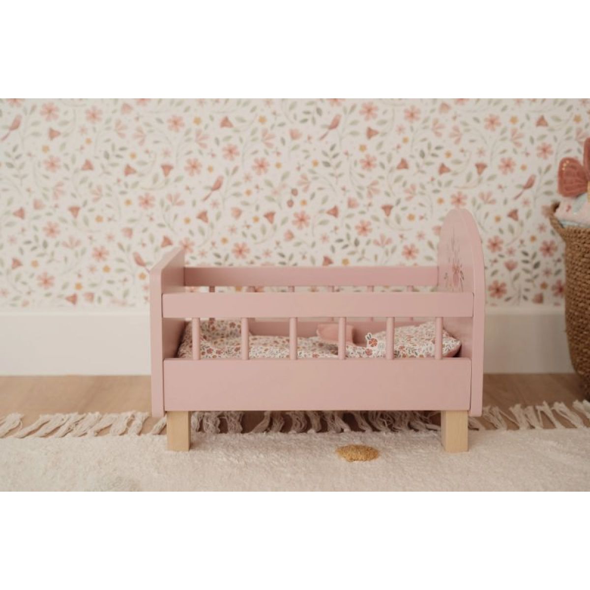 Little Dutch Postýlka pro panenky dřevěná s peřinkou Pink