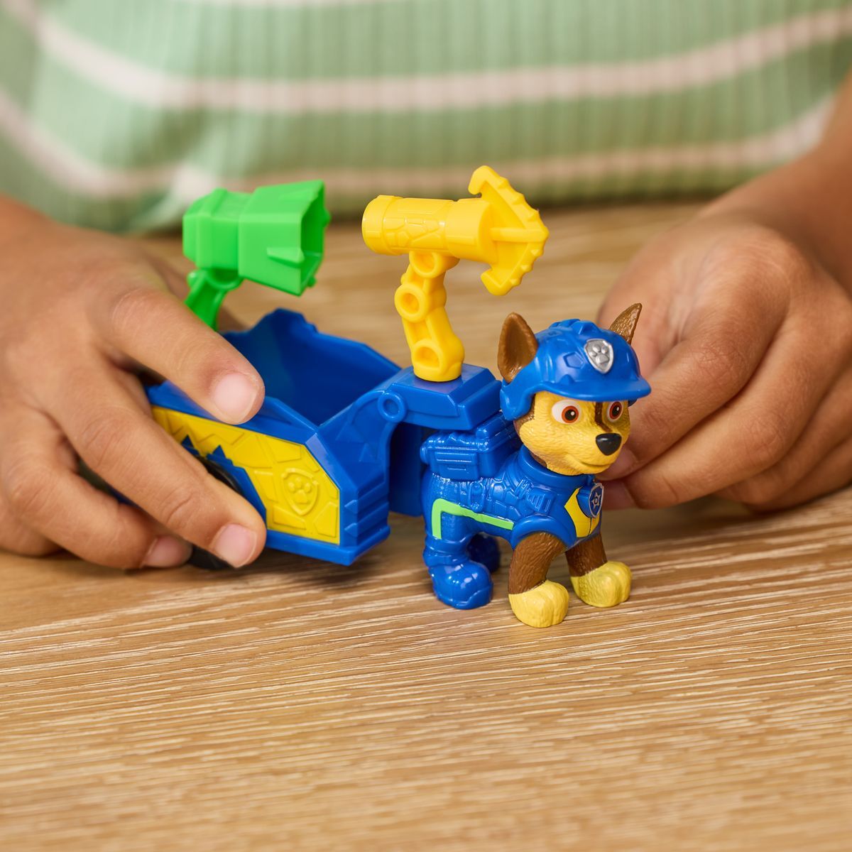 Spin Master Tlapková patrola Dino figurka s vozíkem Chase