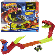 Hot Wheels Monster trucks Snake slam takedown