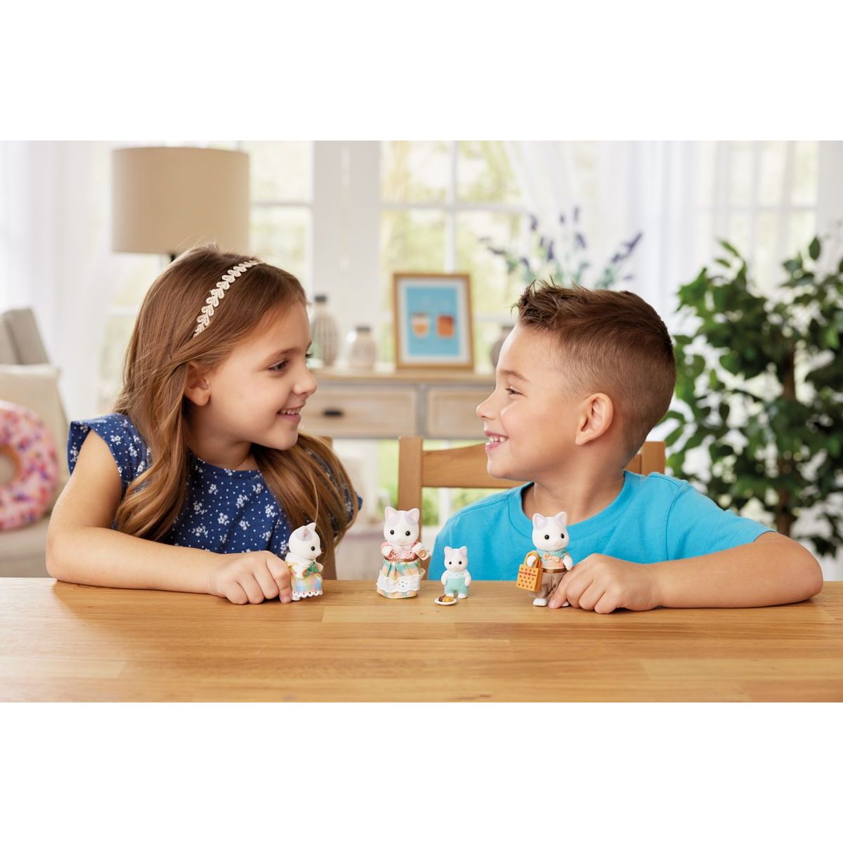 Sylvanian Families Rodina Latte kočky