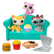 Littlest Pet Shop Bufet Sada 3 figurek s oranžovou, šedou kočkou a koťátkem