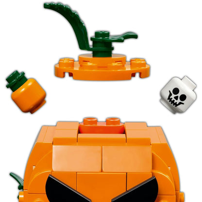 LEGO® Iconic 40822 Pick-up s halloweenskými dýněmi