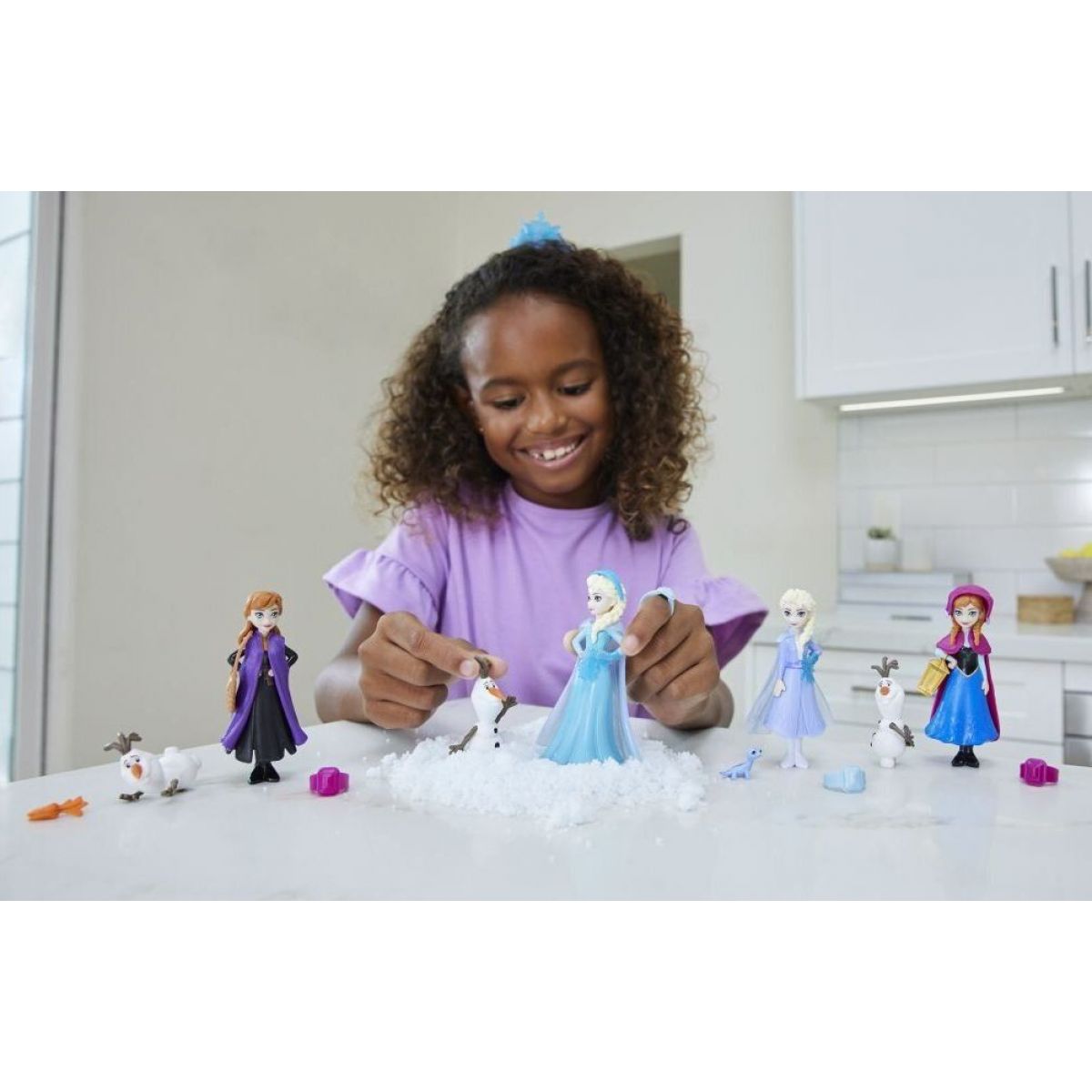 Mattel Frozen snow Reveal malá panenka 10 cm