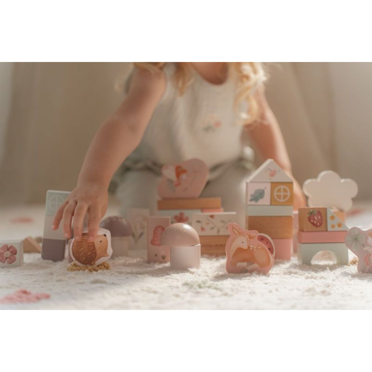 Little Dutch Kostky dřevěné 50 ks v tubě Fairy Garden
