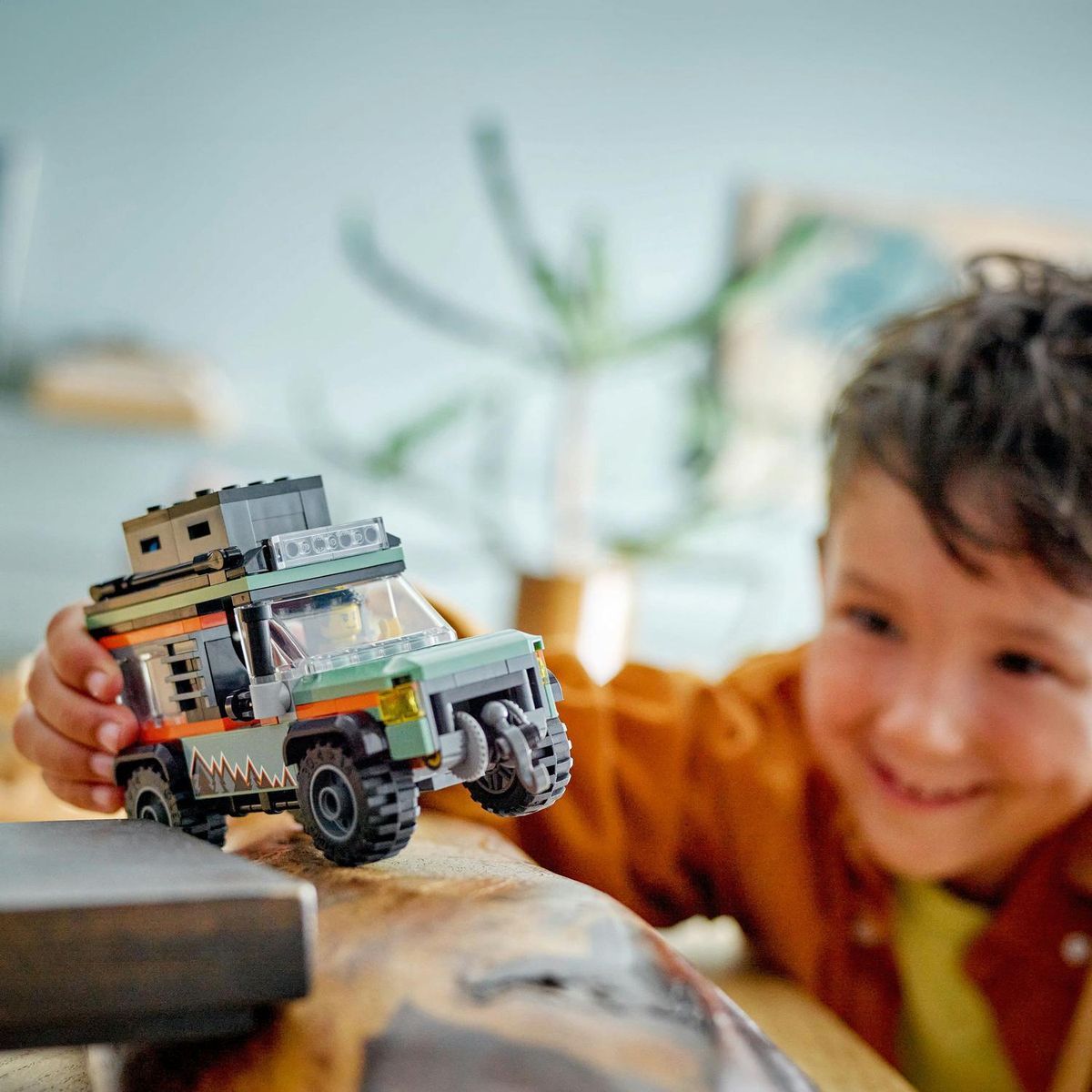 LEGO® City 60447 Terénní horské nákladní auto 4 x 4