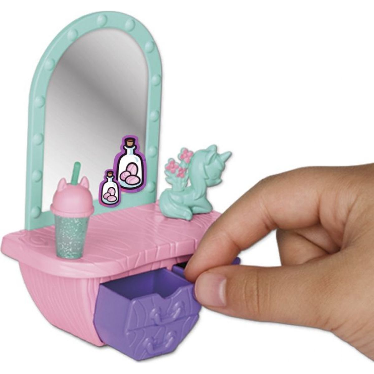 Hasbro My Little Pony Izzy Moonbow čajová párty hrací set