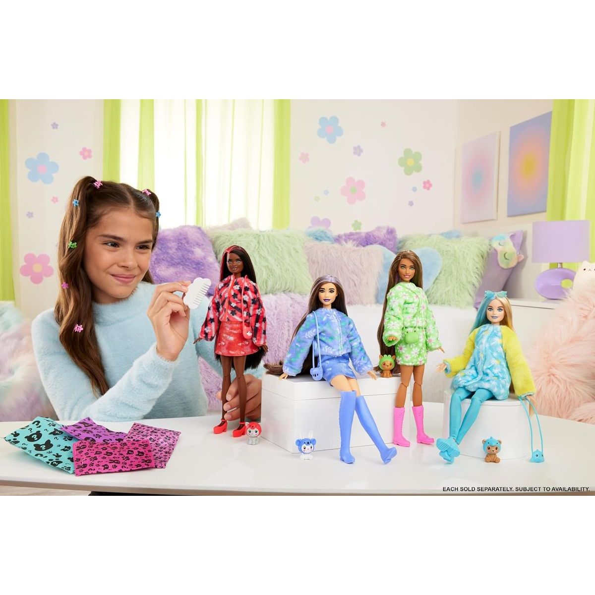 Barbie Cutie Reveal Barbie v kostýmu Medvědice v modrém kostýmu Delfína