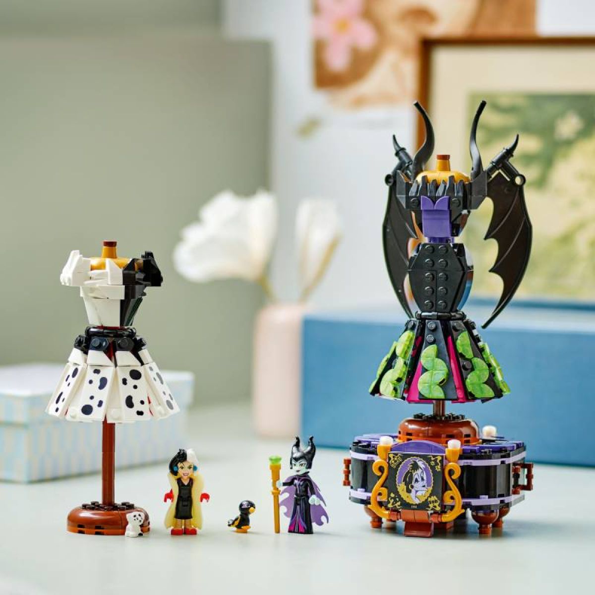 LEGO® Disney 43262 Šaty Zloby a Cruelly De Vil