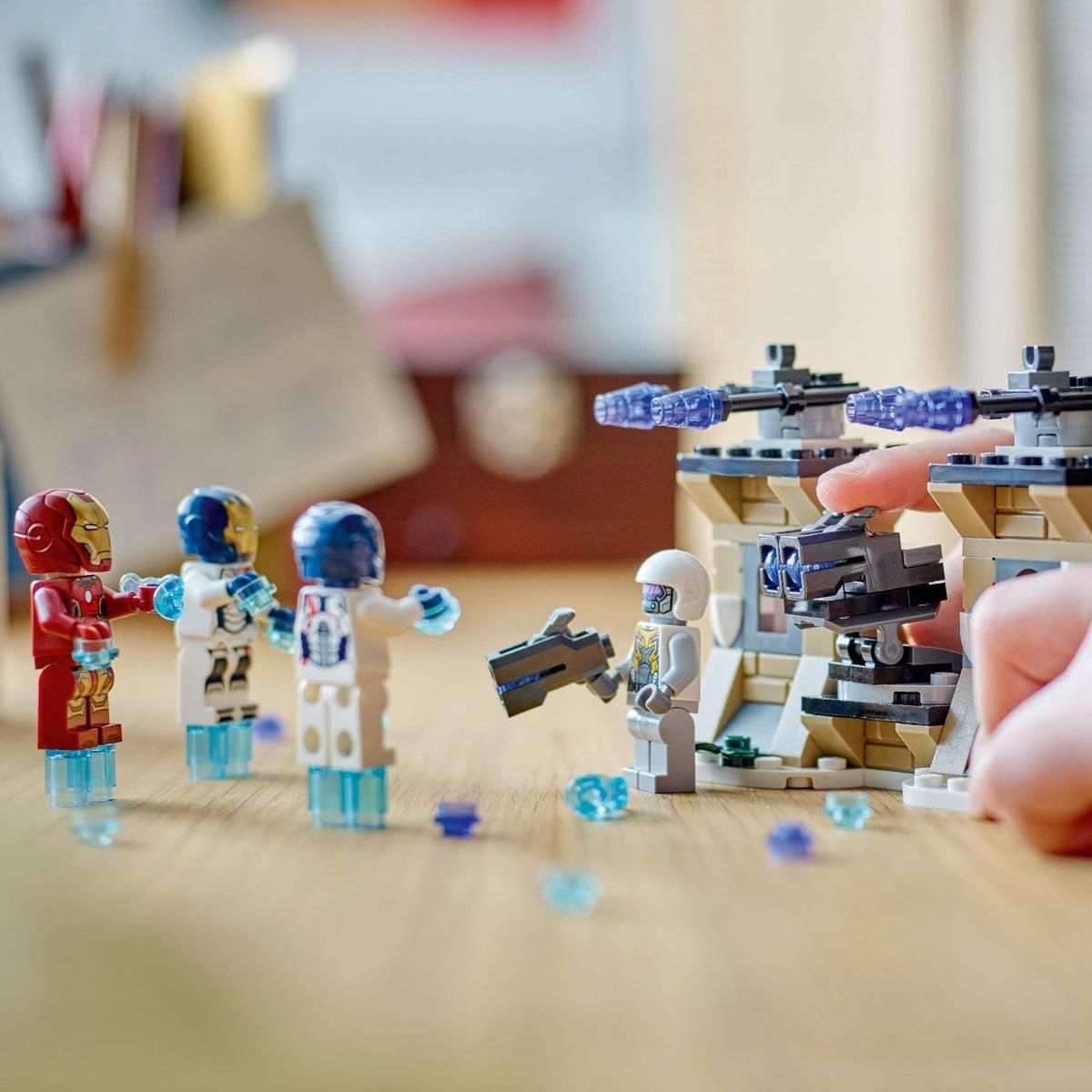 LEGO® Marvel 76288 Iron Man a Železná legie vs. voják Hydry - Poškozený obal