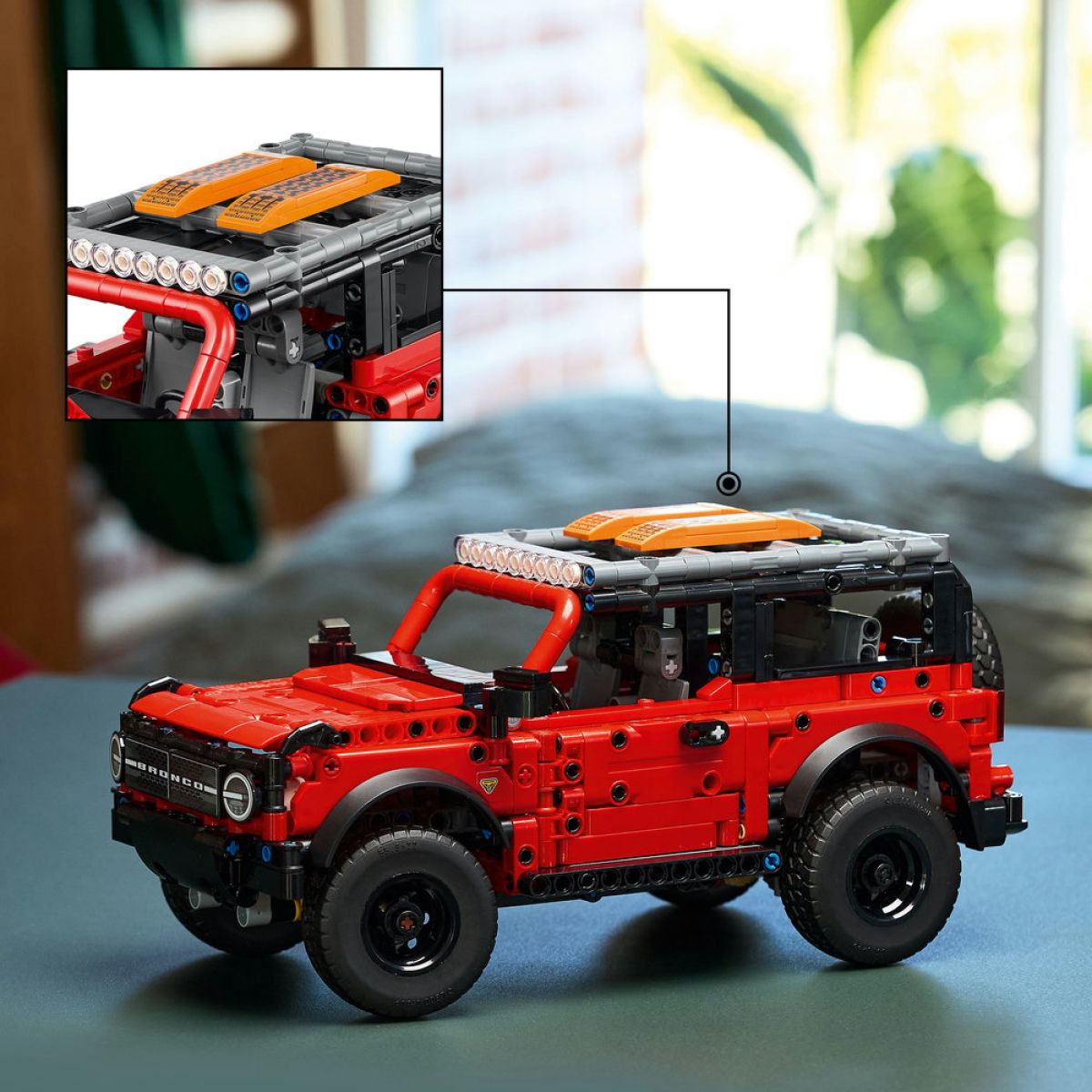 LEGO® Technic 42213 SUV Ford Bronco®