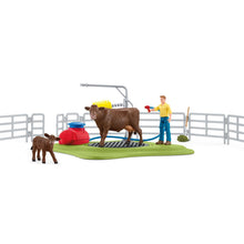 Schleich 42529 Mycí stanice pro krávy