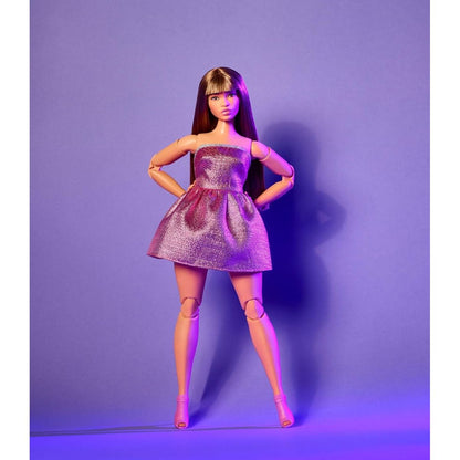 Mattel Barbie Looks brunetka v růžových mini šatech
