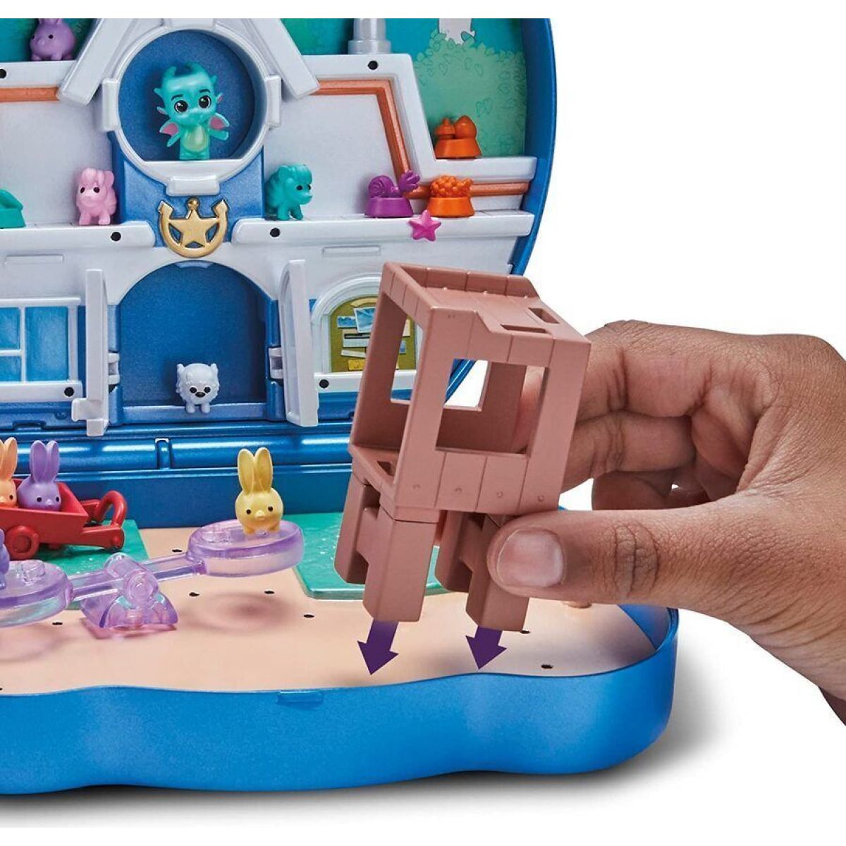 Hasbro My Little Pony Miniworld hrací sada v kufříku Critter Corne