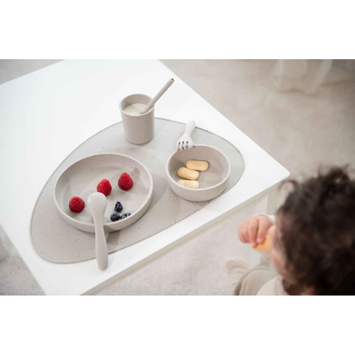 KikkaBoo Jídelní sada 5-dílná Platinum Silicone Sand