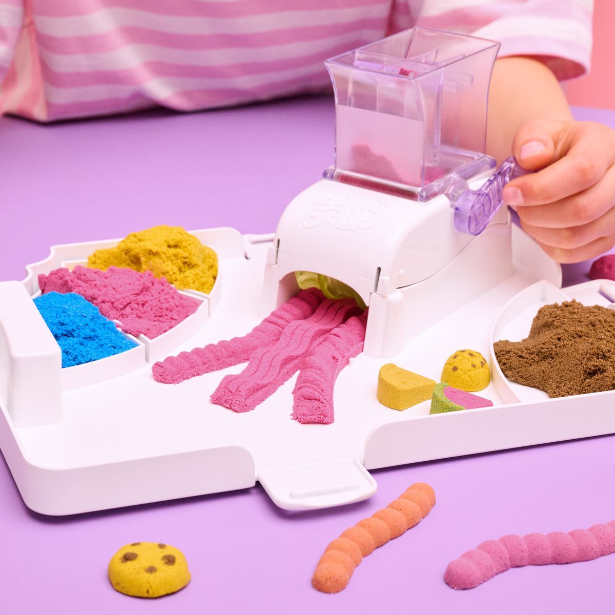 Spin Master Kinetic Sand výroba sladkostí