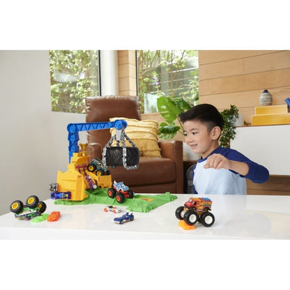 Hot Wheels Monster Trucks Aréna: výzva pro Rhinomita herní set
