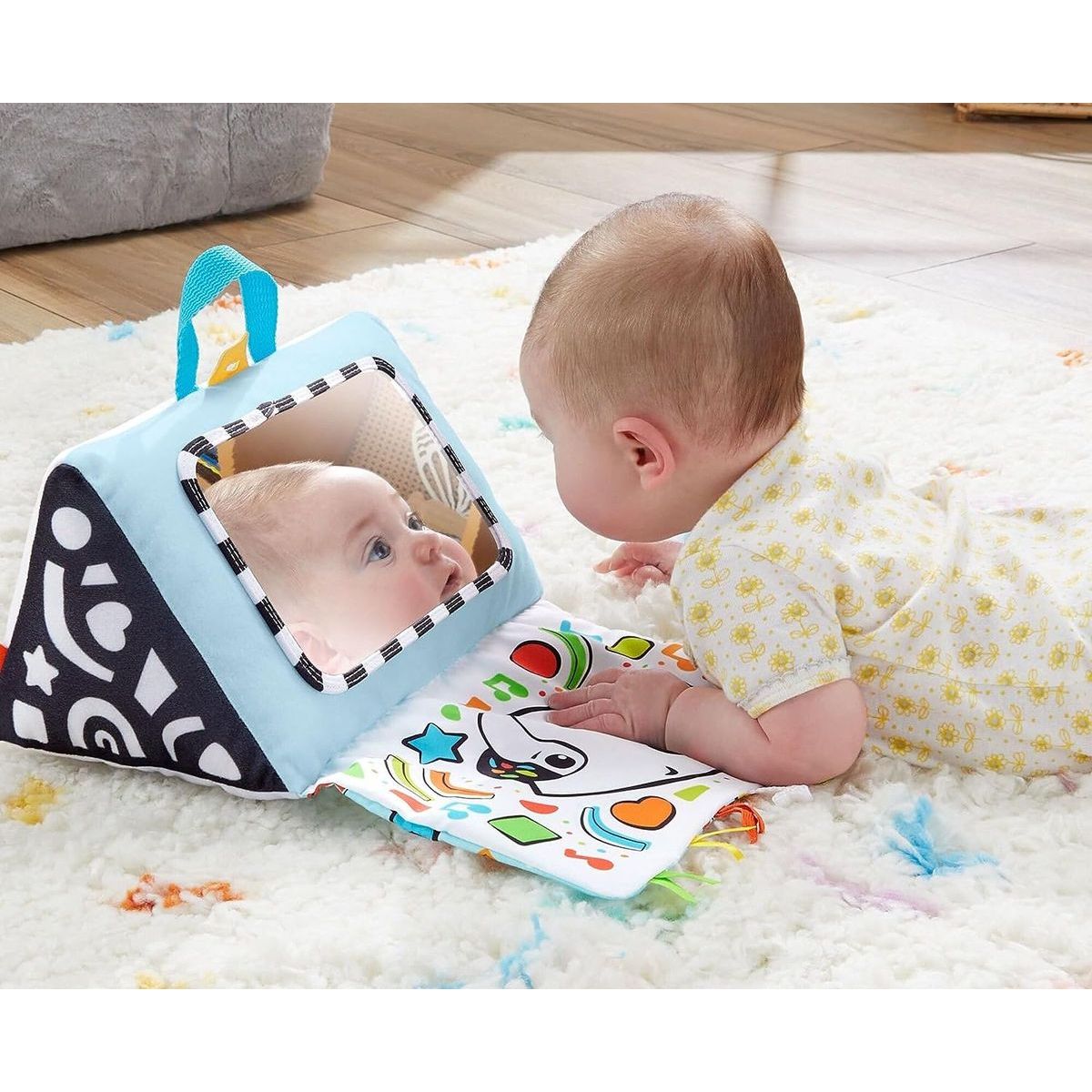 Fisher Price MĚKKÉ PIANO SE ZRCÁTKEM