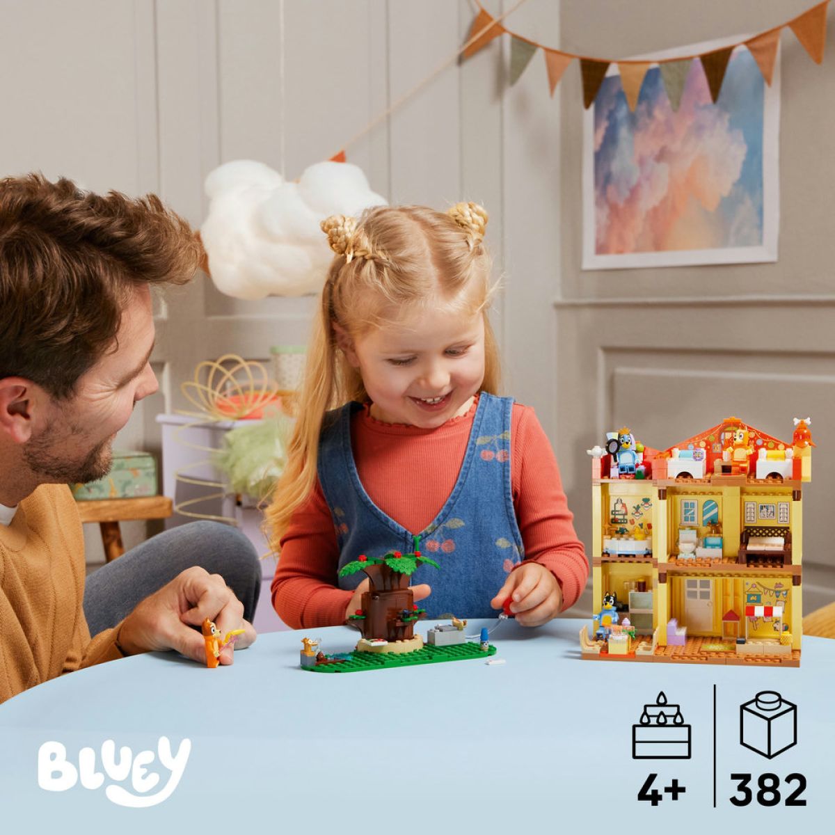 LEGO® Bluey 11203 Bluey a její rodinný dům