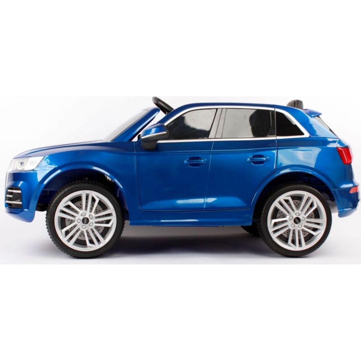 Made Elektrický model auta Audi Q5 modré