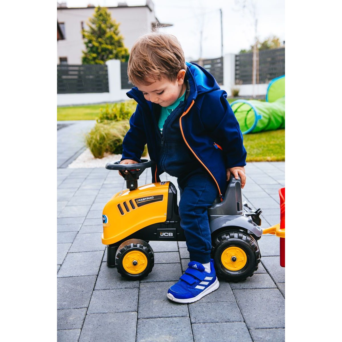 Falk Odstrkovadlo traktor JCB žluté s volantem a valníkem