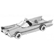Metal Earth 3D Puzzle Batman Clasic Batmobile 24 dílků