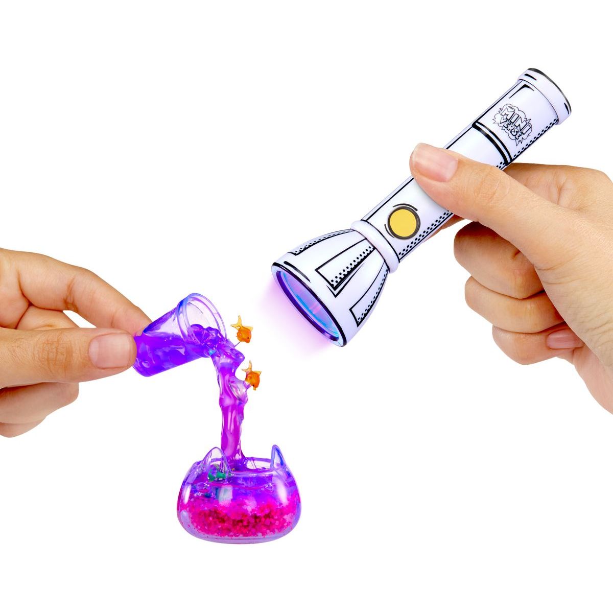 MGA's Miniverse - Mini UV baterka, PDQ