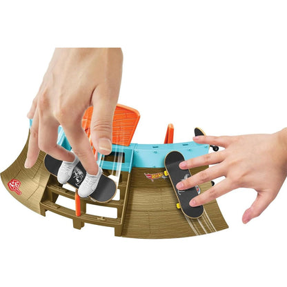 Mattel Hot Wheels Skates fingerboard skatepark herní set Stadium Skatepark