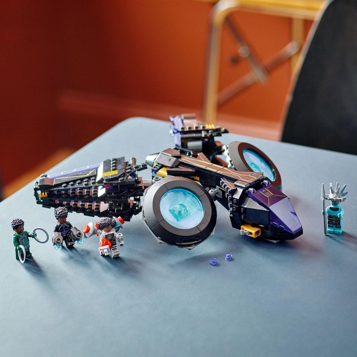 LEGO® Super Heroes 76211 Shuriin tryskáč Sunbird