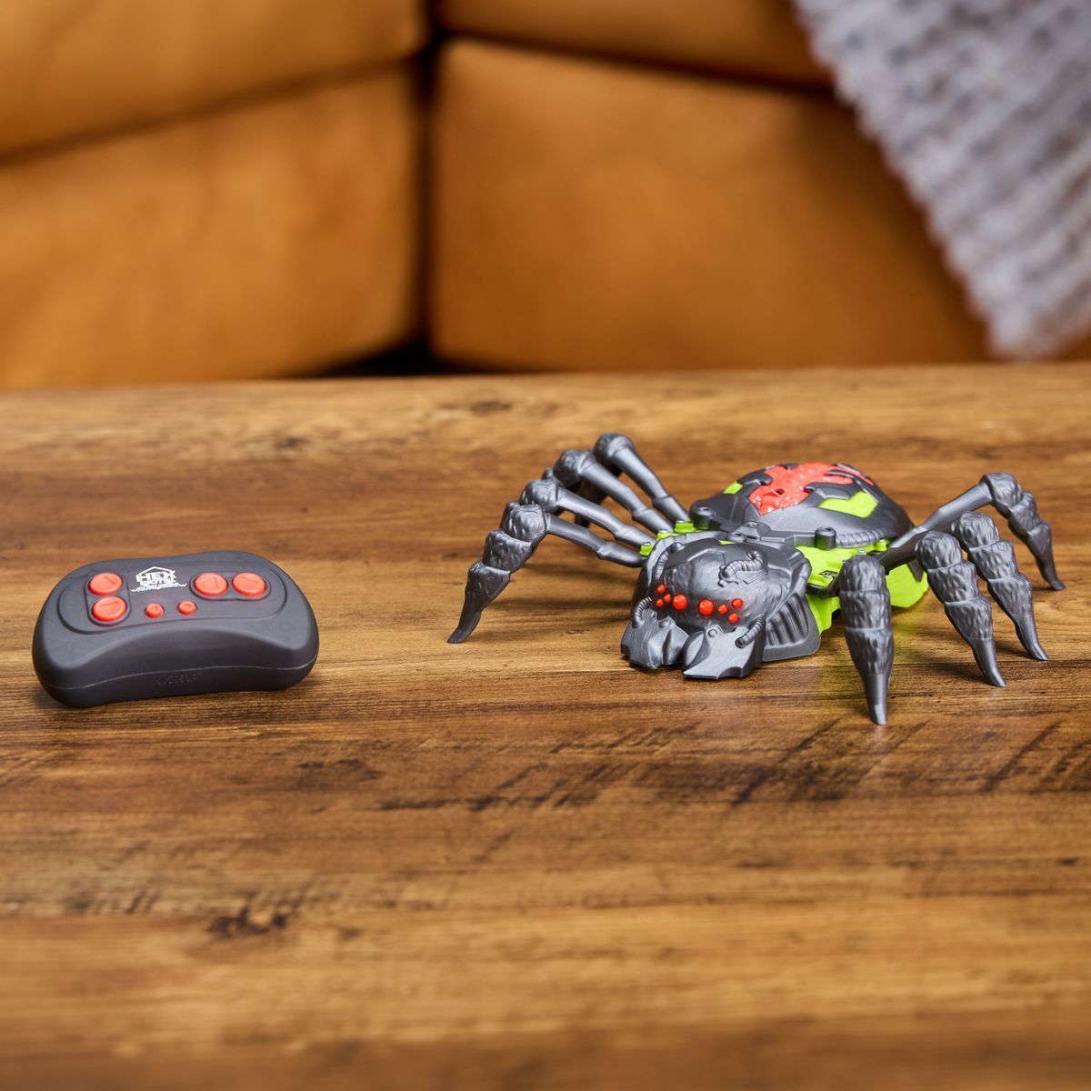 Spin Master HEX Bots RC tarantule lezoucí po stěnách
