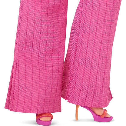 Barbie Kamarádka v ikonickém filmovém outfitu HPJ98