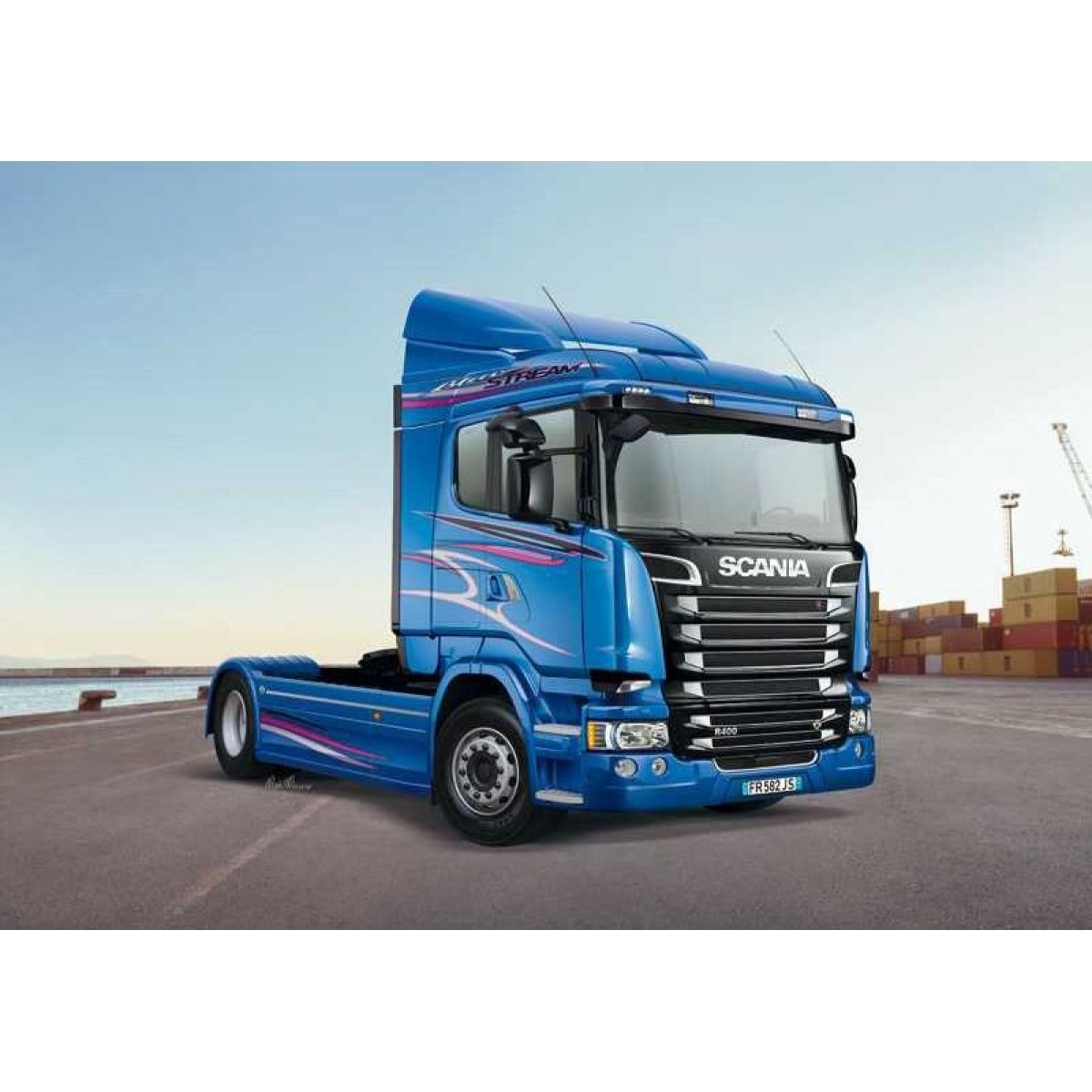 Italeri Model Kit truck 3947 Scania R400 Streamline Flat Roof 1:24