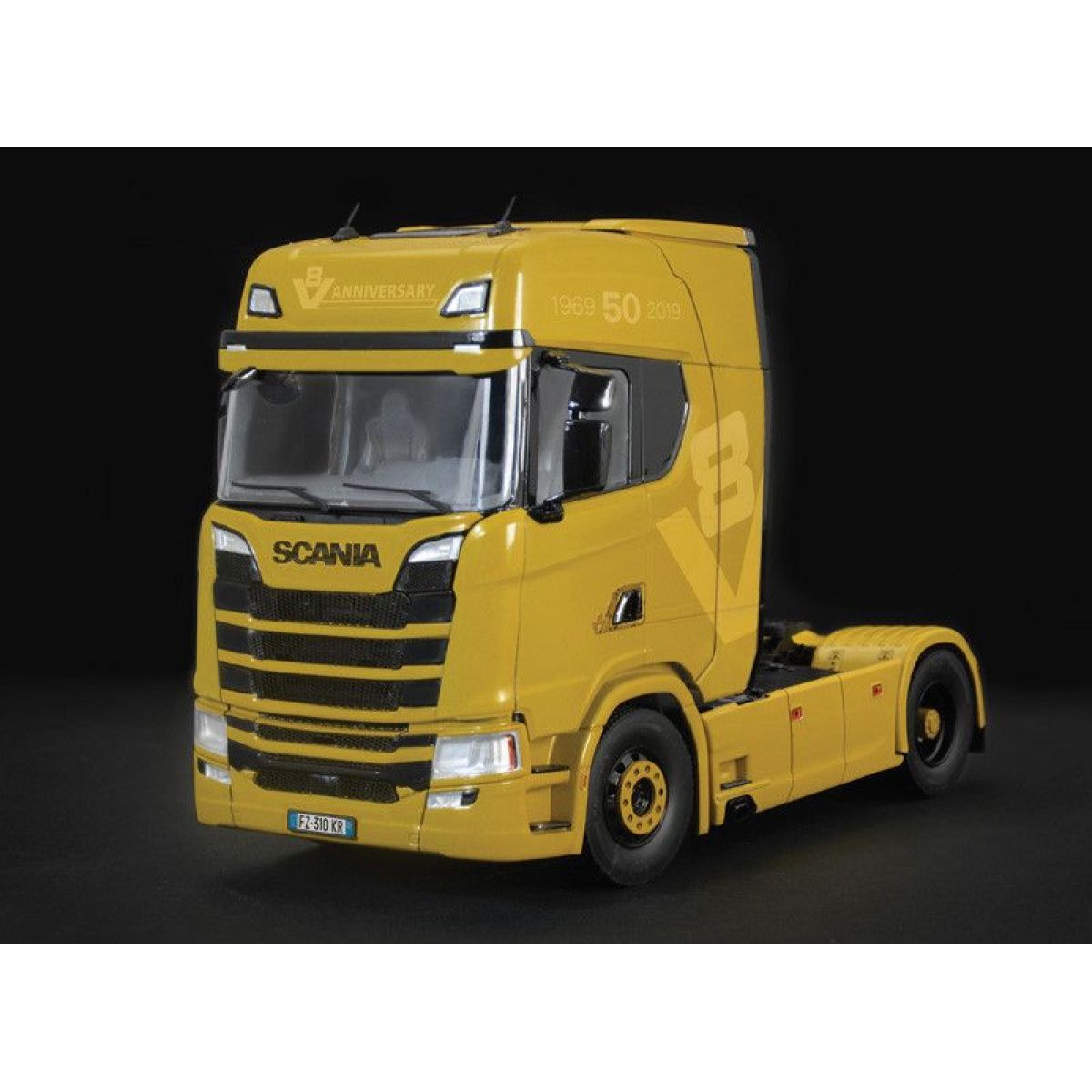Italeri Model Kit truck 3927 Scania S730 Highline 4x2 (1:24)