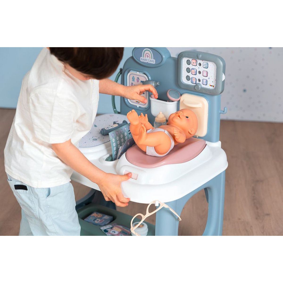 Smoby Baby Care Center s příslušenstvím (305)
